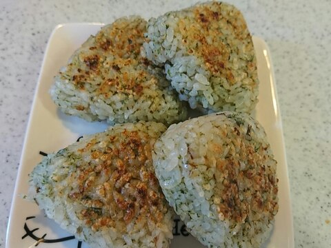 青のりの焼おにぎり